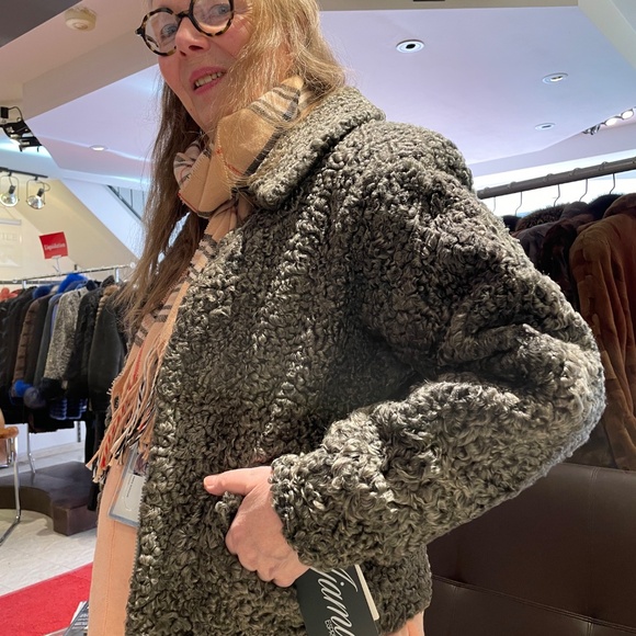 Sheepskin coat - Picture 4 of 4